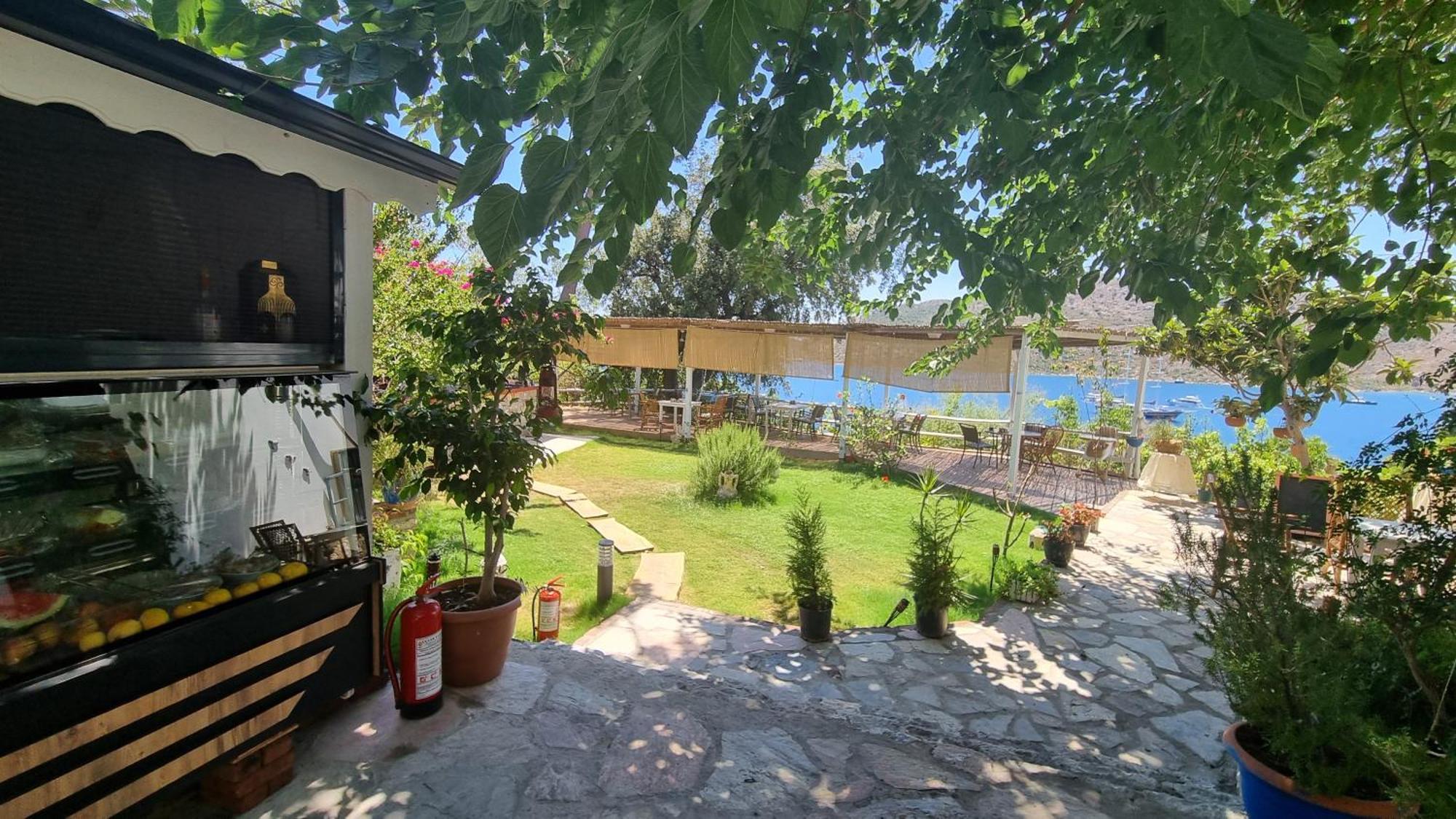 Lemon Garden Boutique Hotel 博兹布伦 外观 照片